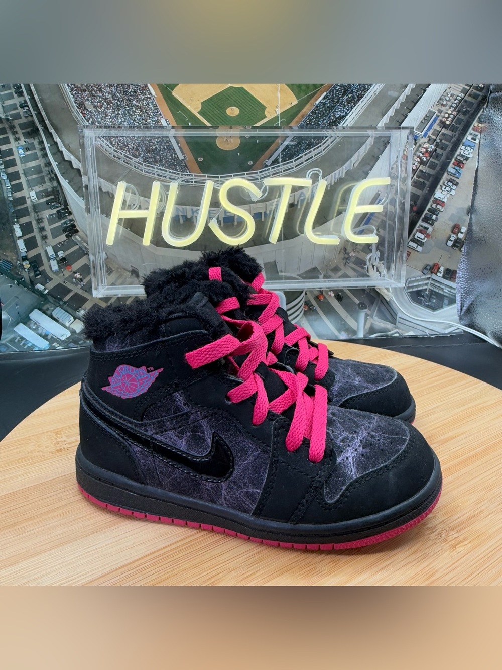 Air Jordan 1 Retro High Prem (TD) 'Black Vivid Pink' Size 8.5C